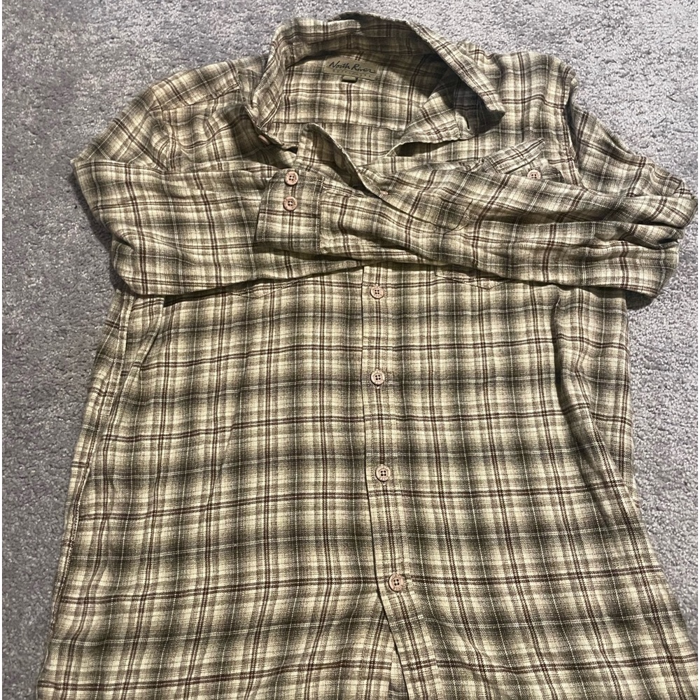 Men’s long sleeve L dress shirt, North River